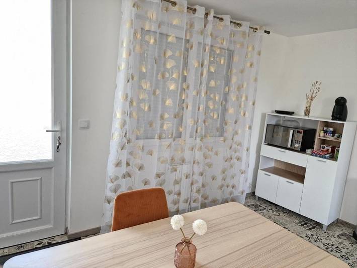 Gîte pour 3 personnes à Dompierre-sur-Besbre - 2