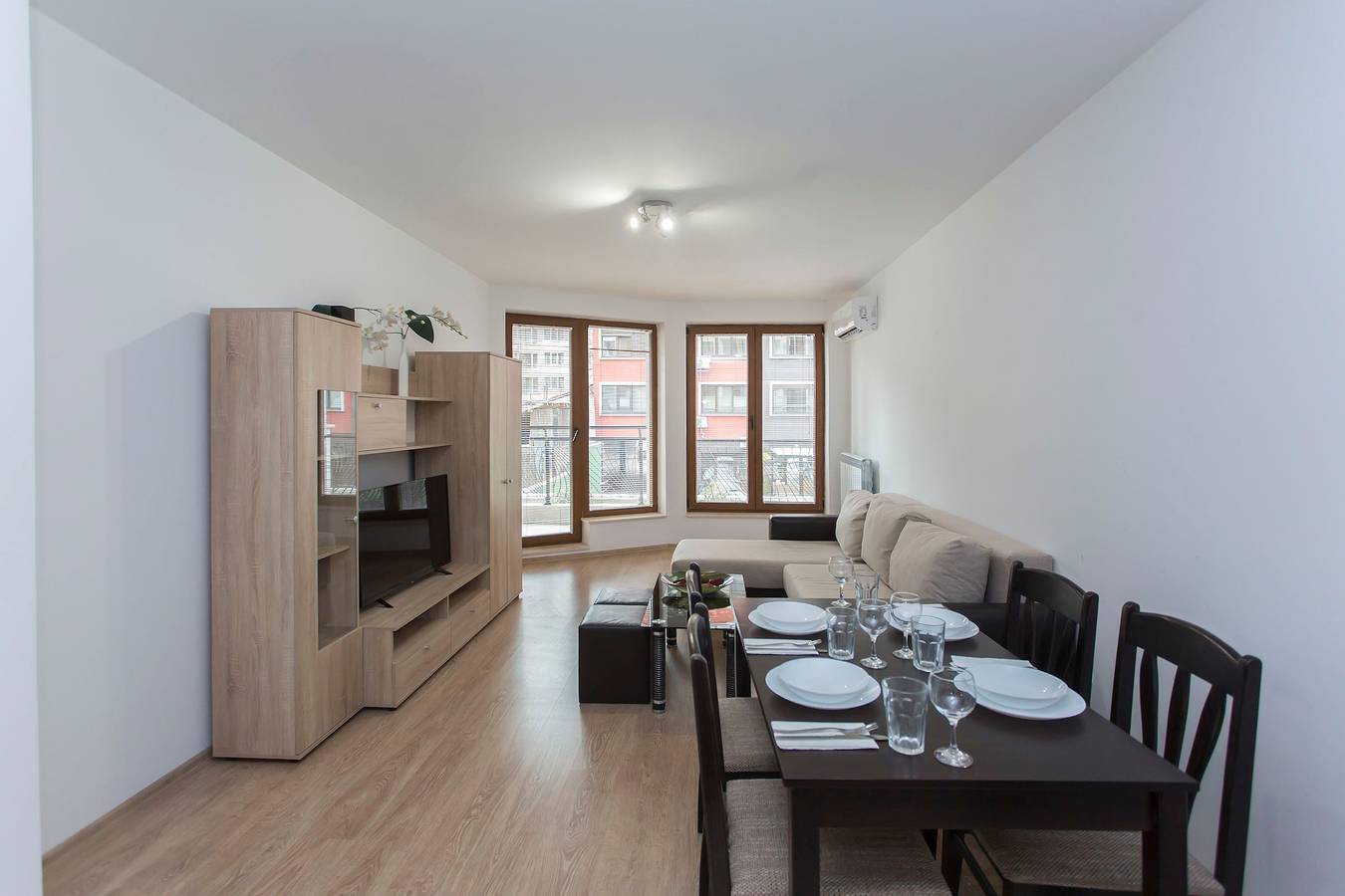 Hel lejlighed, Bright 1Bdr Apartment near Center - Free Parking in Sofia, Bulgarien