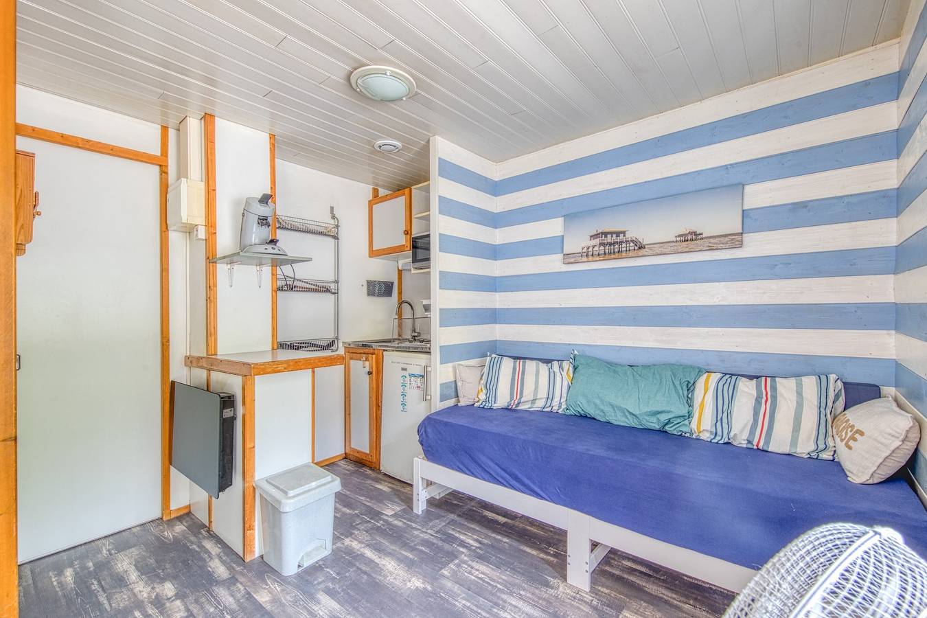 Appartement entier, Chalet A Village Vacances avec piscine partagée, terrasse privée et Wi-Fi in La Teste-de-Buch, Région d'Arcachon