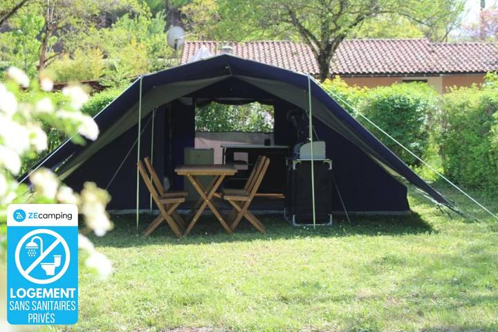 Tente pour 4 personnes dans l' Aveyron - 2