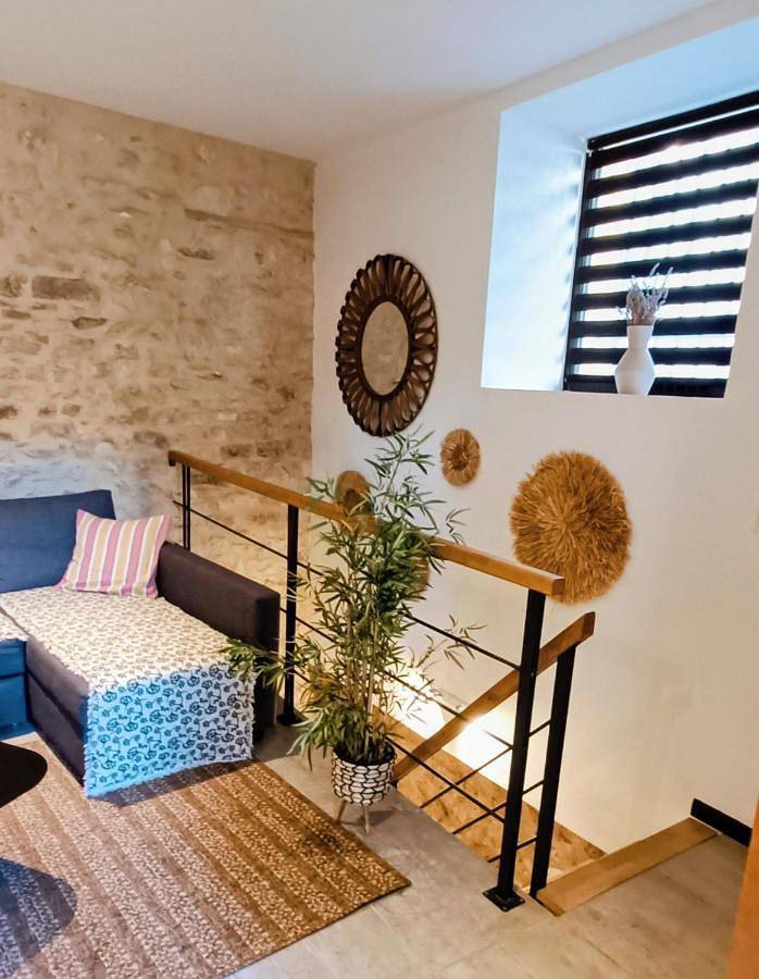 Gîte pour 4 personnes, avec vue à Saint-Laurent-des-Arbres - 3