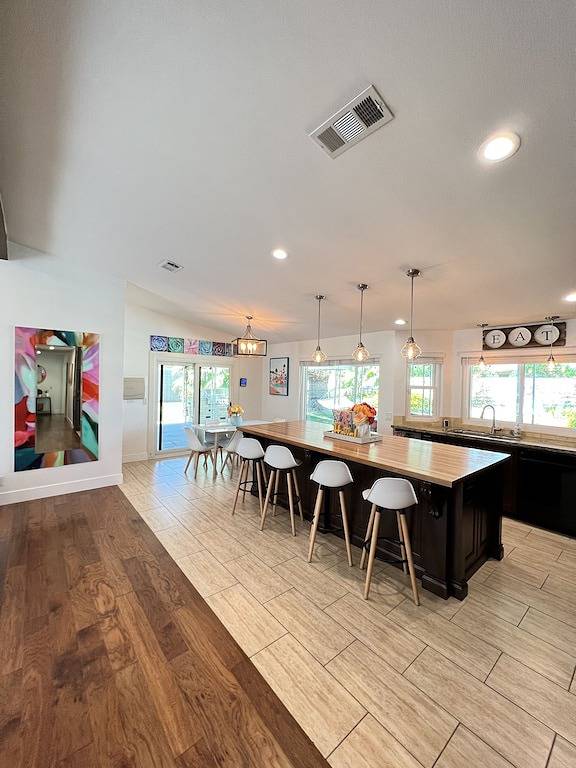 Endless Summer-Elegant 3 Bedroom Home With Pool in Palm Springs, Coachella Valley