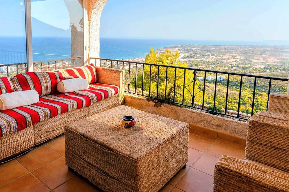 Breizas Maison Côtière 6 Pers avec Piscine Vue Océan, Breizas House with Private Pool in Alcalà de Xivert, Costa del Azahar