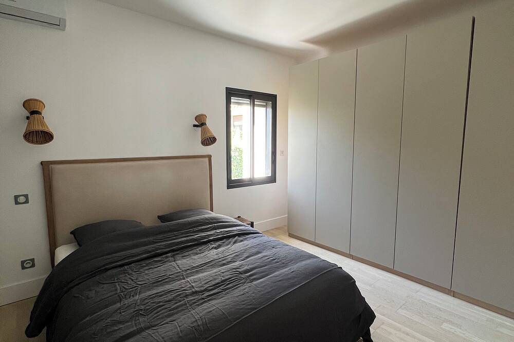 Luxury villa for rent in Balaruc les Bains in Balaruc-les-Bains, Côte d'Améthyste