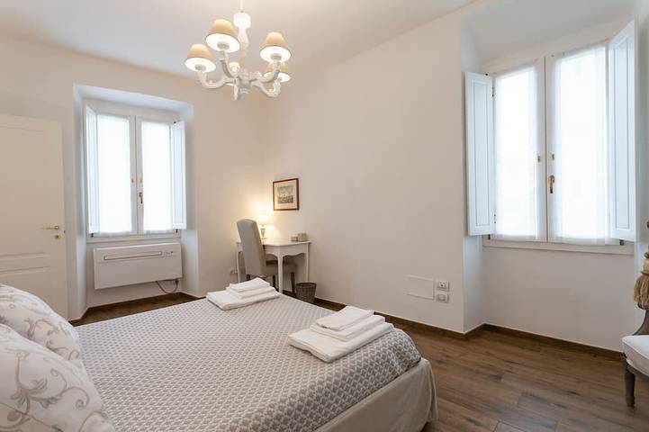 Appartement entier, Mercatale Appartement Centre historique Prato en Toscane (Wifi, climatisation) in Prato, Province de Prato