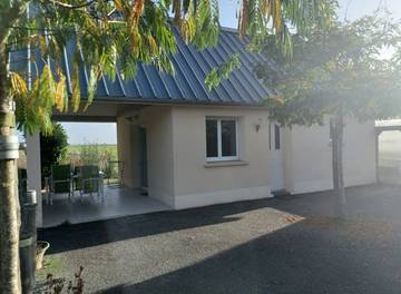 Gîte pour 4 personnes, avec jardin dans Ardevon