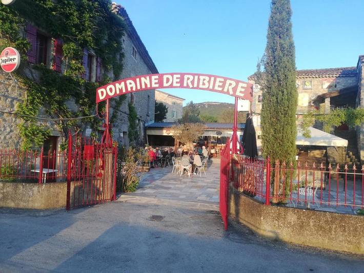 Location de vacances pour 2 personnes, avec terrasse à Grospierres