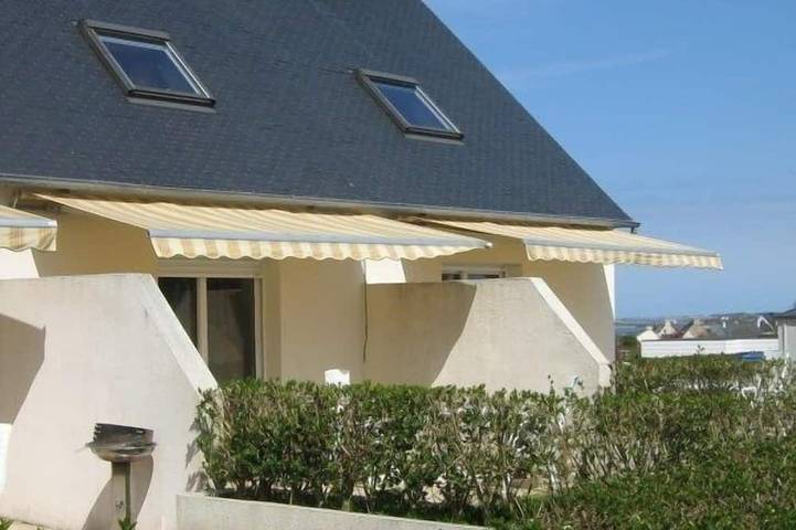 Location de vacances pour 4 personnes, avec jardin et balcon à Saint-Quay-Perros