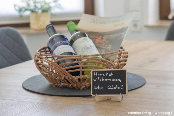 Ferienwohnung für 8 Personen, mit Garten und Ausblick in Fischbach bei Dahn - 2