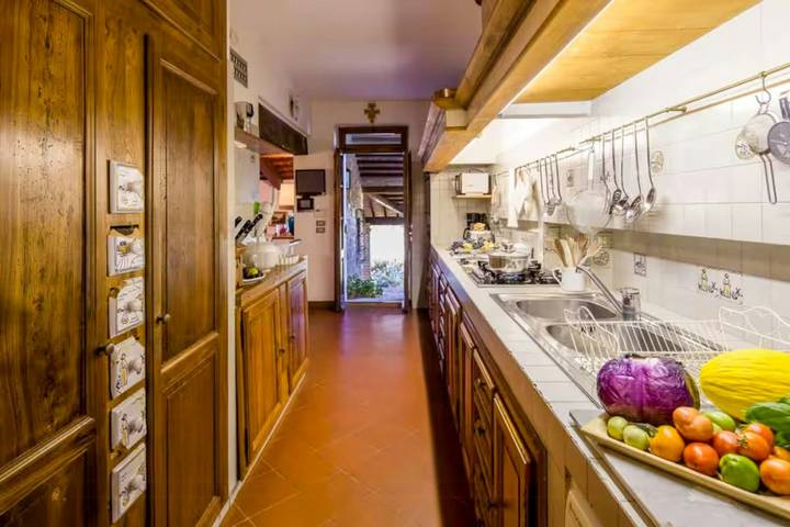 Villa storica con spa tra Cortona e Assisi in Passignano sul Trasimeno, Lago Trasimeno