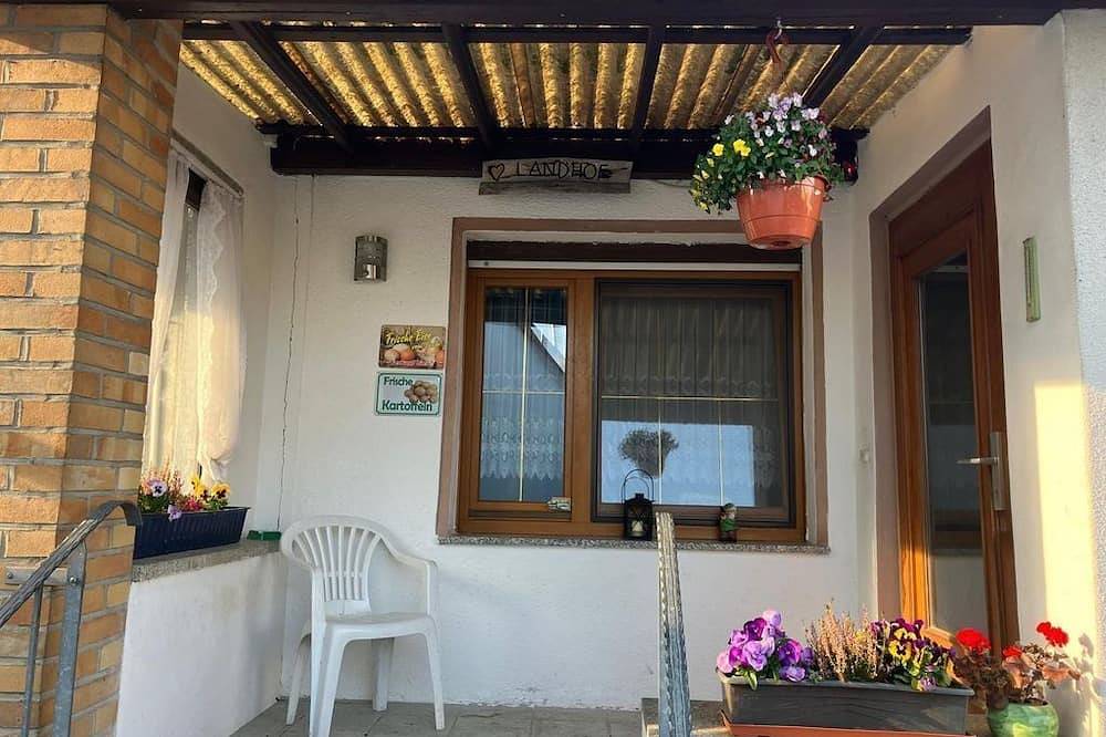 Ganze Wohnung, Landhof Lindner - Appartement/Fewo, Dusche, Wc, 2 Schlafräume in Hohburg, Lossatal