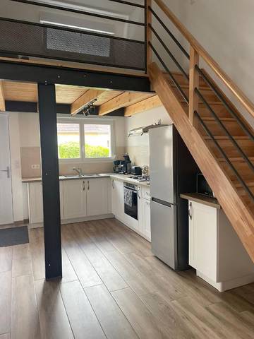 Gîte pour 5 personnes, avec terrasse, adapté aux familles à Mervans