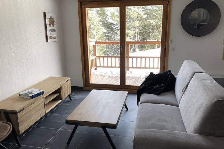 Ganze Wohnung, Large apartment at the foot of the slopes (75m flat) in La Joue du Loup, Le Dévoluy