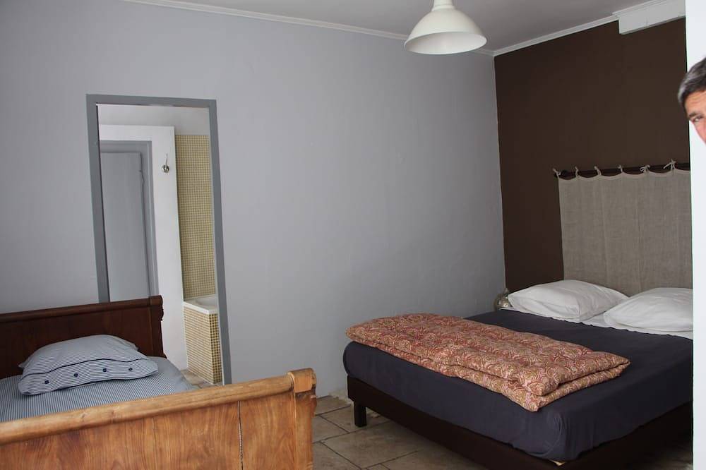 Entire apartment, Alizé - Luxury apartment 5 people in Barjac, Alès region