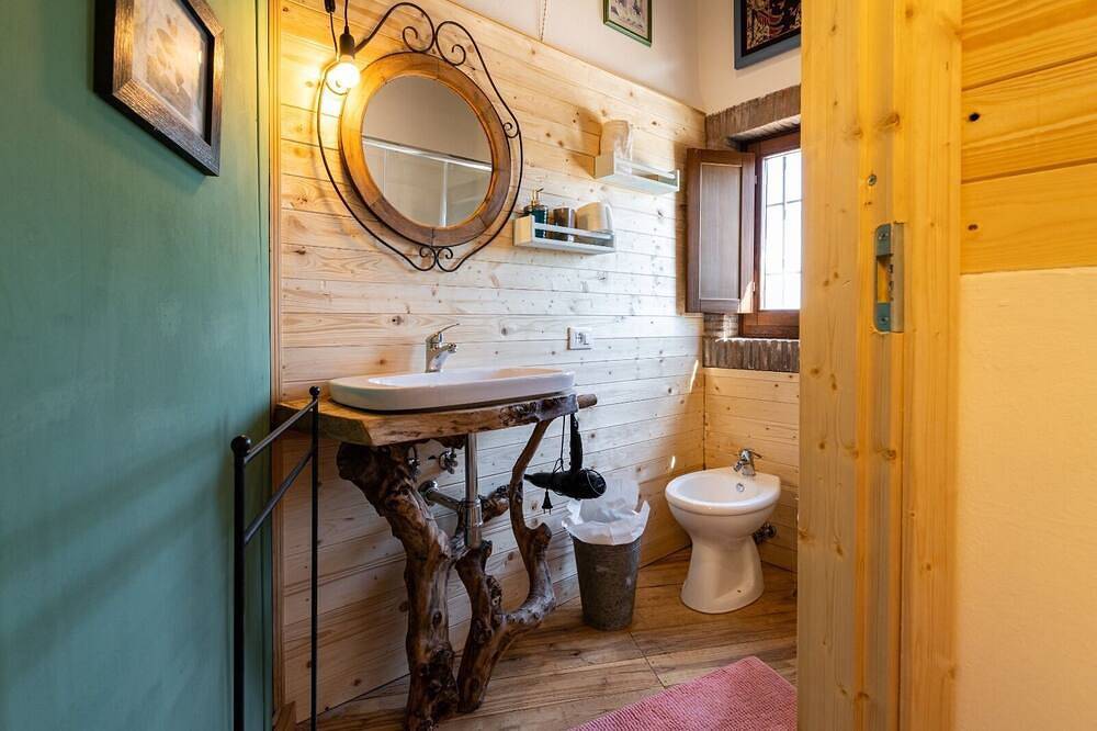 Characteristic Double Room \"The Pomegranate\" in Soriano nel Cimino, Viterbo Province