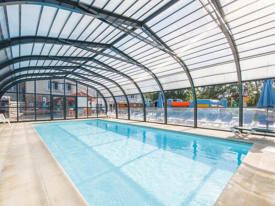 Camping pour 4 Personnes dans Saint-Rémy-sur-Durolle, Région de Thiers