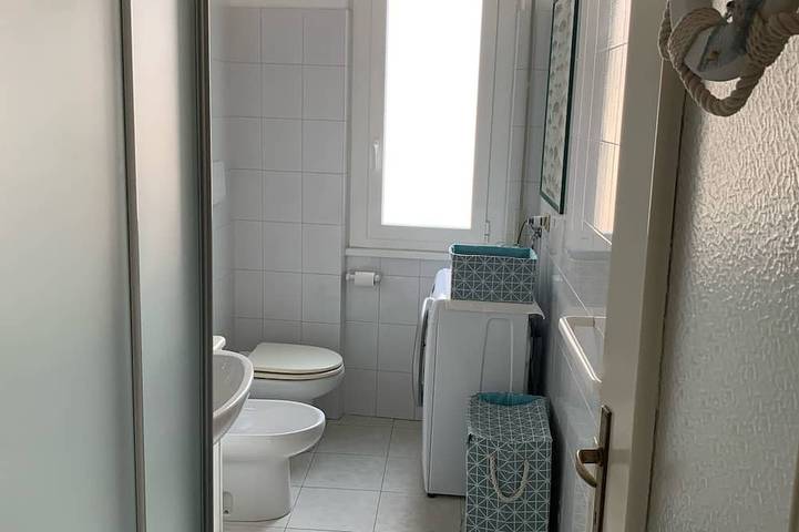 Appartamento intero, Crêuza De Mä - nice apartment with convenient parking space by the sea in Rapallo (Città), Rapallo