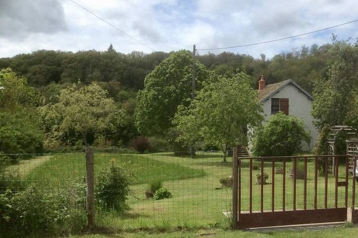 Location de vacances pour 2 personnes, avec jardin, animaux acceptés à Chissey-en-Morvan - 4