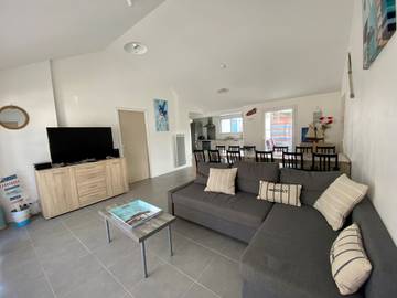 Vacation House for 10 Guests in Bretignolles-sur-Mer, Pays de la Loire, Picture 2