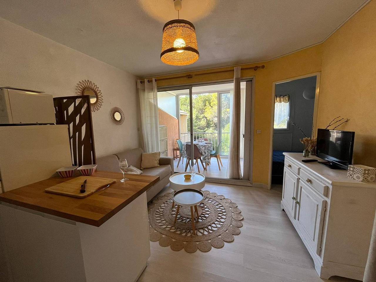 Location De Vacances pour 4 Personnes dans Saint Pierre la Mer, Fleury