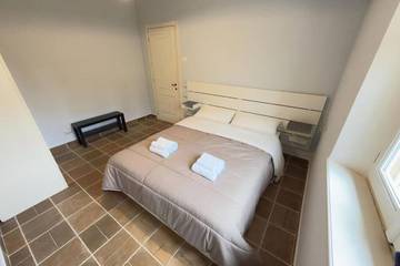 Villa for 10 Guests in Montepulciano, Siena Province, Picture 4