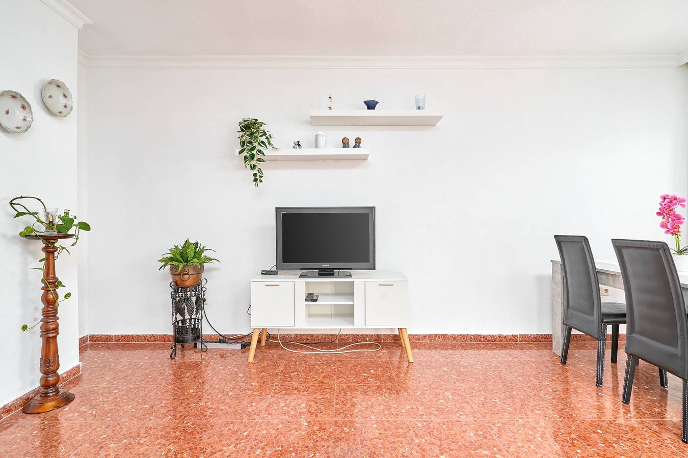 Apartamento entero, Apartamento 'Piso Mar y Sol' con vistas al mar, terraza privada y aire acondicionado in La Cala del Moral, Rincón de la Victoria