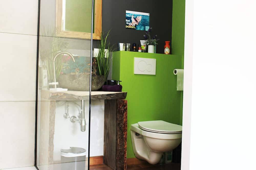 Chez Madame Irma: country house at l'Orée du bois in wooded grounds in Sougné-Remouchamps, Aywaille