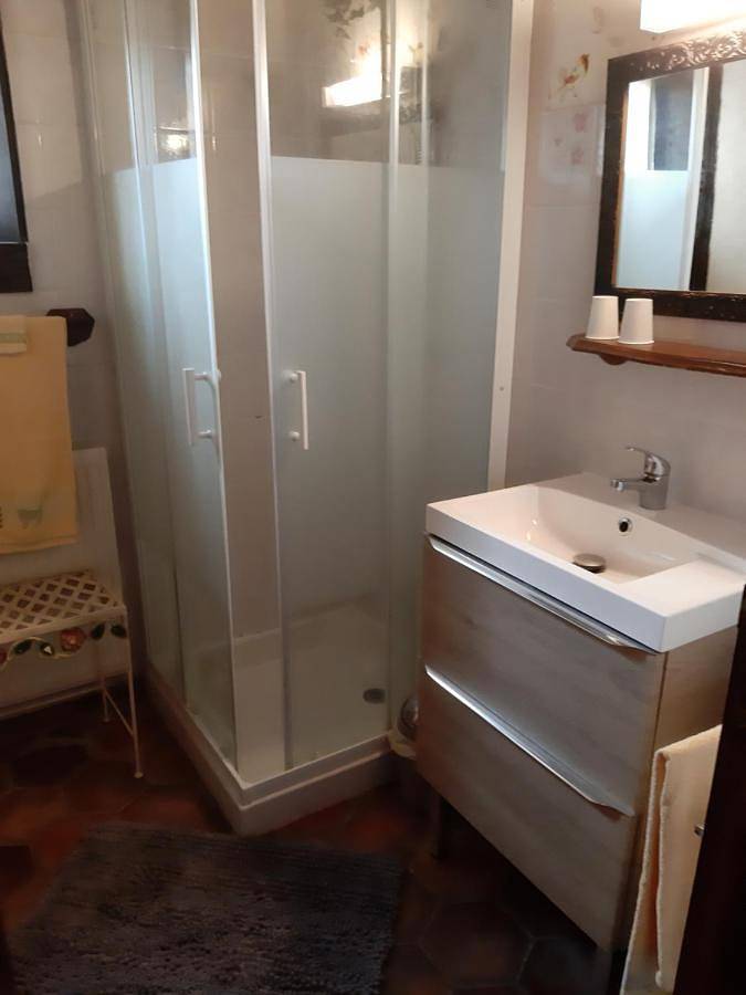 Gîte pour 2 personnes, avec Terrasse ainsi que Jardin et Vue à Droyes - 2