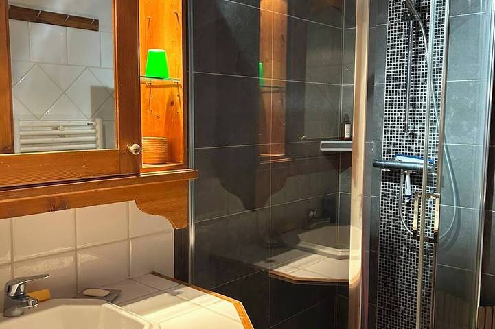 Ganze Wohnung, Appart gemütliches 4/6 Pers in Residenz Hotel 4 *, Tb gelegen, Ruhe, WLAN, Park in Argentière, Chamonix