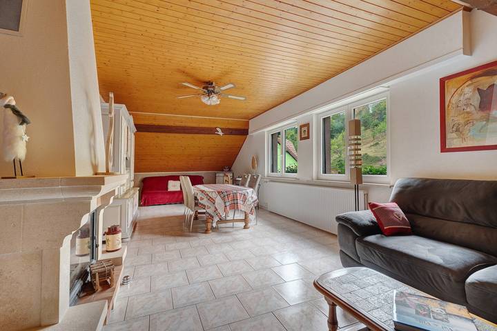 Appartement entier, Appartement « Gîte Les Collines » avec vue montagne, terrasse privée et Wi-Fi in Maisonsgoutte, Région de Sélestat-Erstein