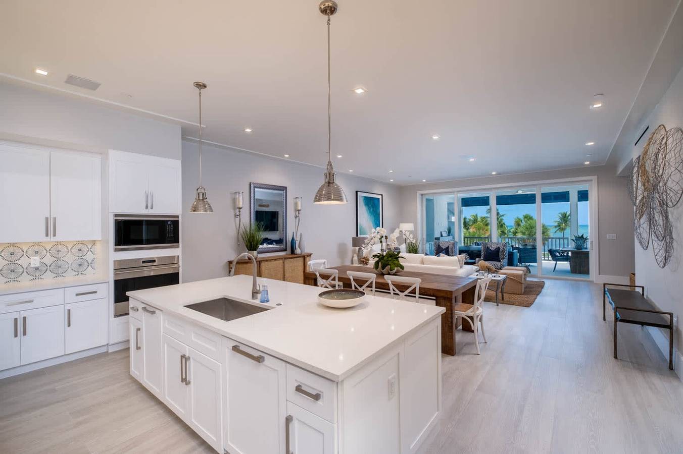 Ganze Wohnung, Modern Keys Penthouse W/ Private Beach & Pool! in Upper Matecumbe Key, Islamorada