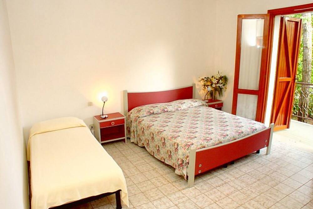 Hermoso dúplex para 7 personas en un oasis de vegetación en la Riviera de Lignano. in Ribera de Lignano, Lignano Sabbiadoro