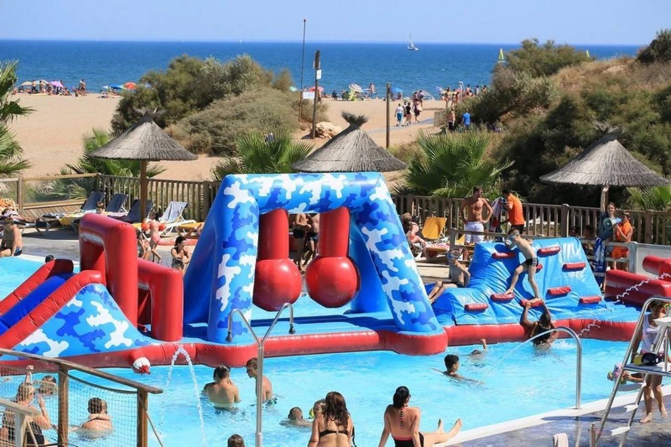 Camping 4 étoiles - Piscine - ccb0b0g in Sérignan, Côte d'Améthyste