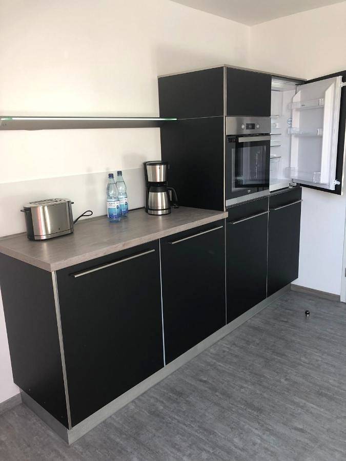 Ferienwohnung für 3 Personen, mit Terrasse und Garten sowie Ausblick in Steinheim - 4