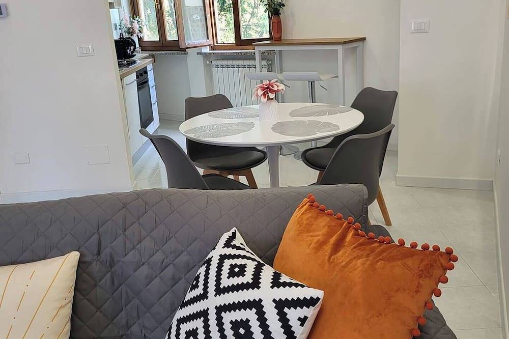 Entire apartment, Casa Faul con parcheggio a pagamento fronte casa e gratuito a 200m - No Ztl in Viterbo, Viterbo Province
