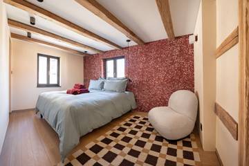 Gîte pour 16 personnes, avec jardin ainsi que balcon et piscine, adapté aux familles à Hangenbieten