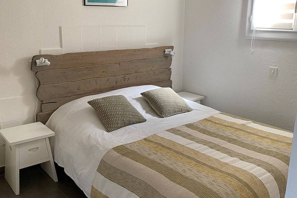 Abitazione-Bagno in camera-Vista giardino-Mini Villa Santa Giulia in Santa Giulia, Porto Vecchio