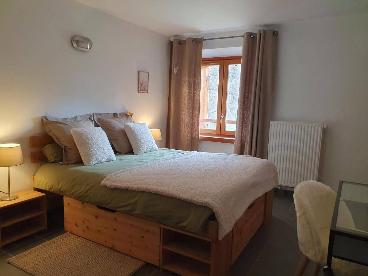 Standard Queen Room in Pra-Loup, Parc national du Mercantour