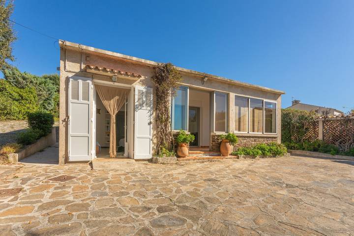 Villa pour 6 personnes, avec jardin, animaux acceptés à Bormes-les-Mimosas - 2