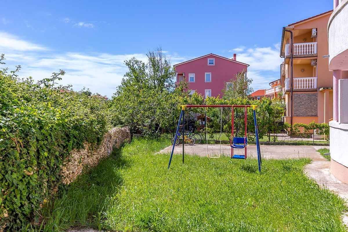 Apartamento vacacional entero, Apartamento vacacional con aire acondicionado y balcón in Medulin City, Medulin