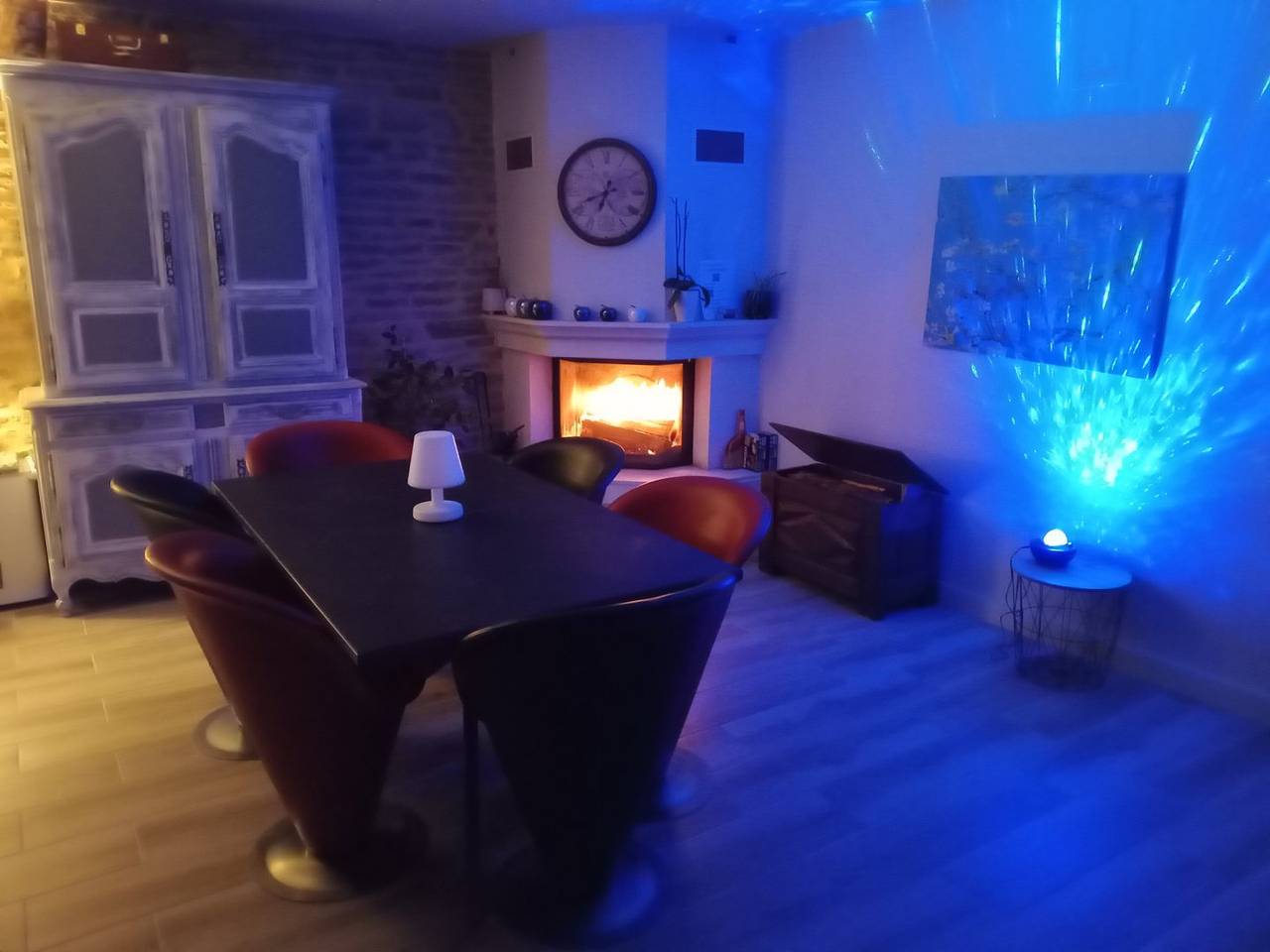 Appartement entier, Détente et spa piscine dans demeure historique in Saint-Julien-lès-Montbéliard, Doubs