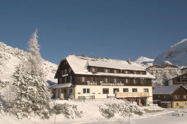 Hotel für 2 Personen, mit Ausblick - 1