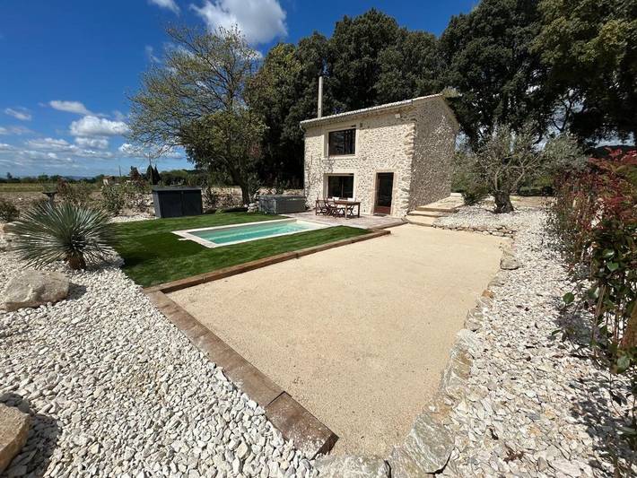 Location de vacances pour 4 personnes, avec jardin ainsi que jacuzzi et piscine à Rousset-les-Vignes - 4