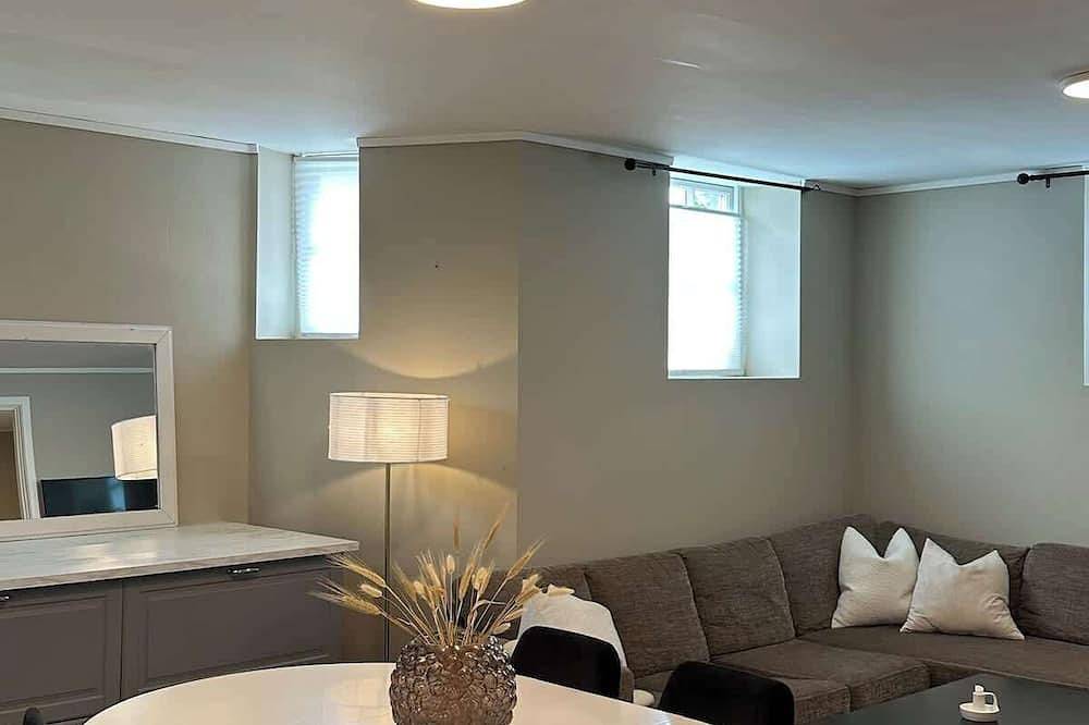 Ganze Wohnung, 2-Bedroom Apartment w/ Free Parking in Haugesund