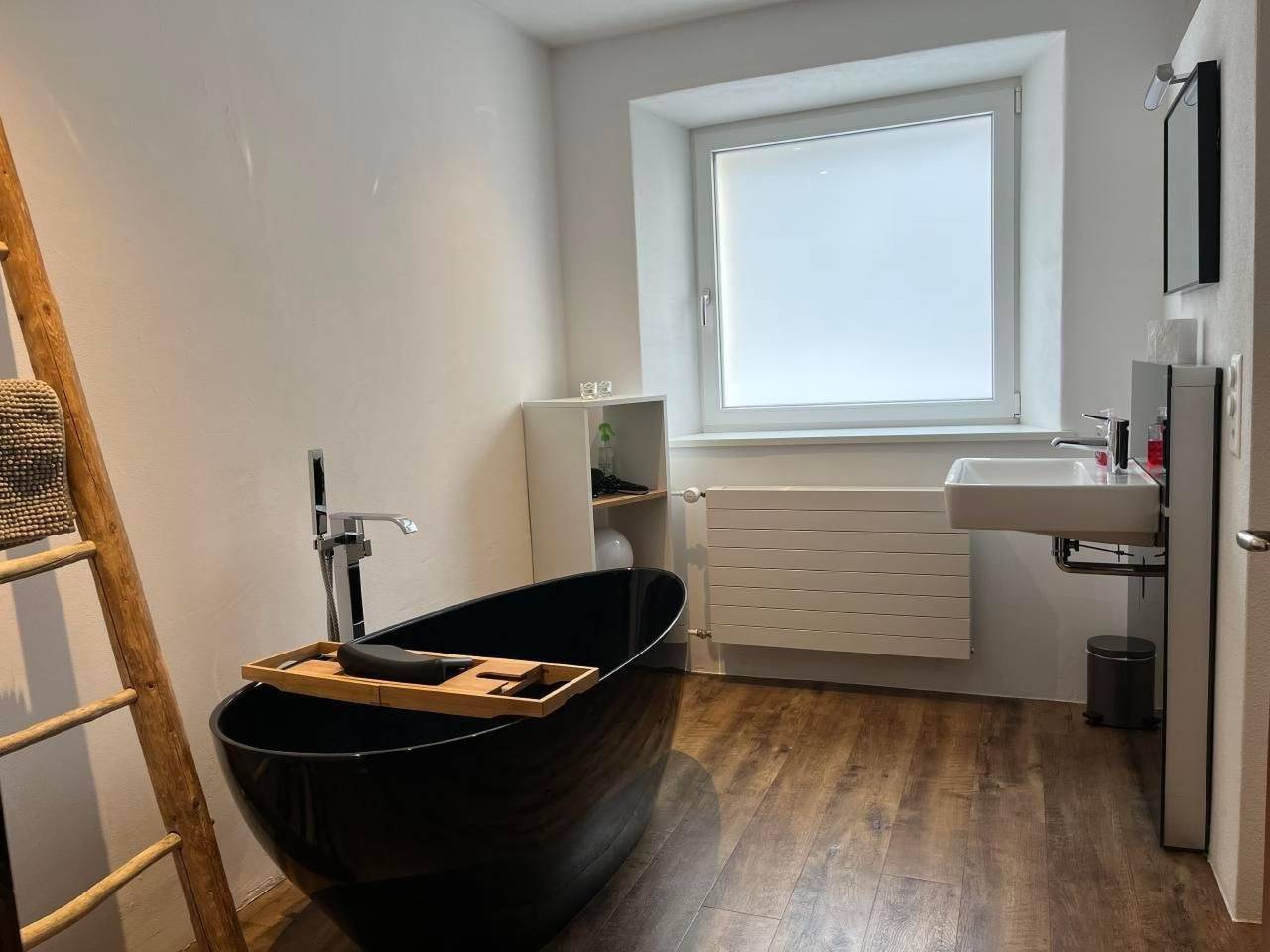 Ganze Wohnung, Parterrewohnung 3 Zi in Poschiavo, Livigno Alpen