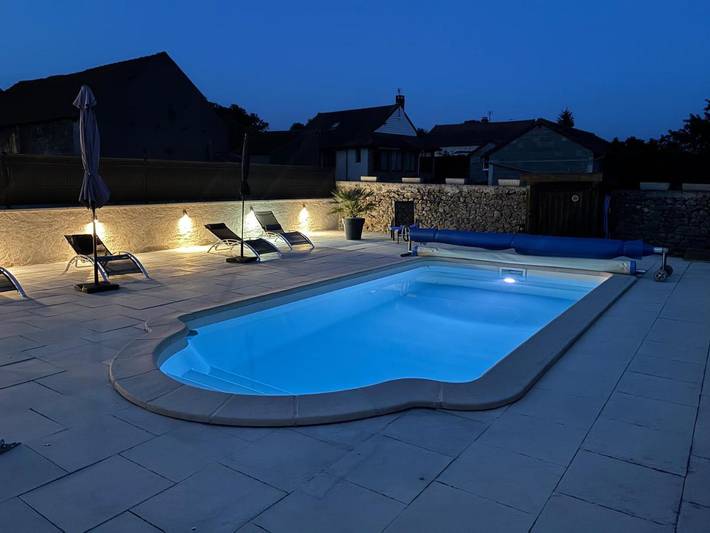 Location de vacances pour 8 personnes, avec jardin et piscine, animaux acceptés dans Sainte-Thérence - 3