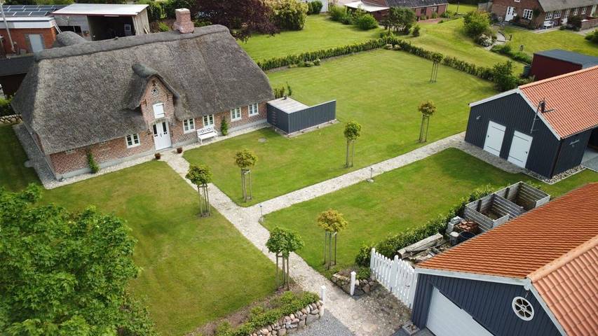 Ferienhaus für 6 Personen, mit Terrasse und Garten - 1