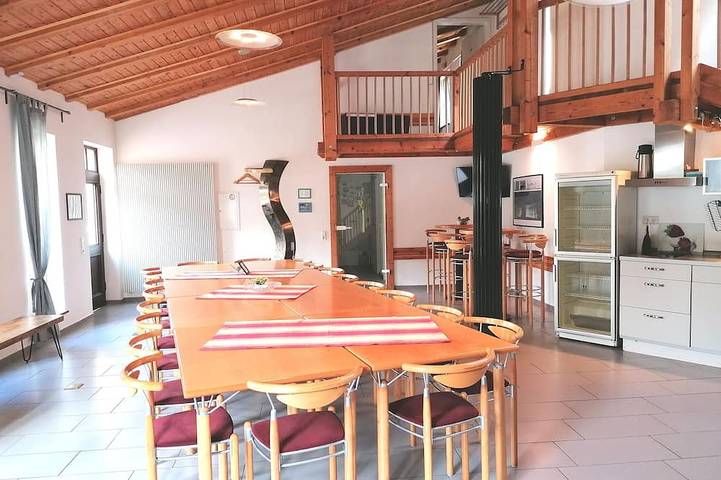 Ferienhaus für 27 Personen, mit Garten