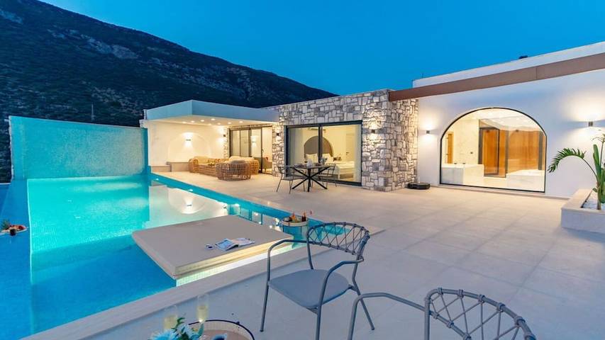 Villa pour 2 personnes, avec terrasse dans Province d'Antalya