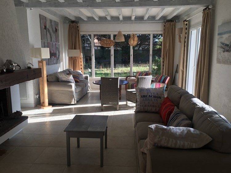Ganze Ferienwohnung, Bequemes Ferienhaus in einer ruhige Lage in Biscarrosse Plage, Biscarrosse